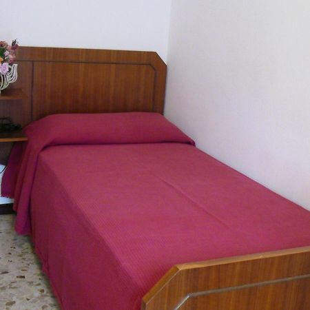 Albergo Ariston Tabiano Terme Exterior foto