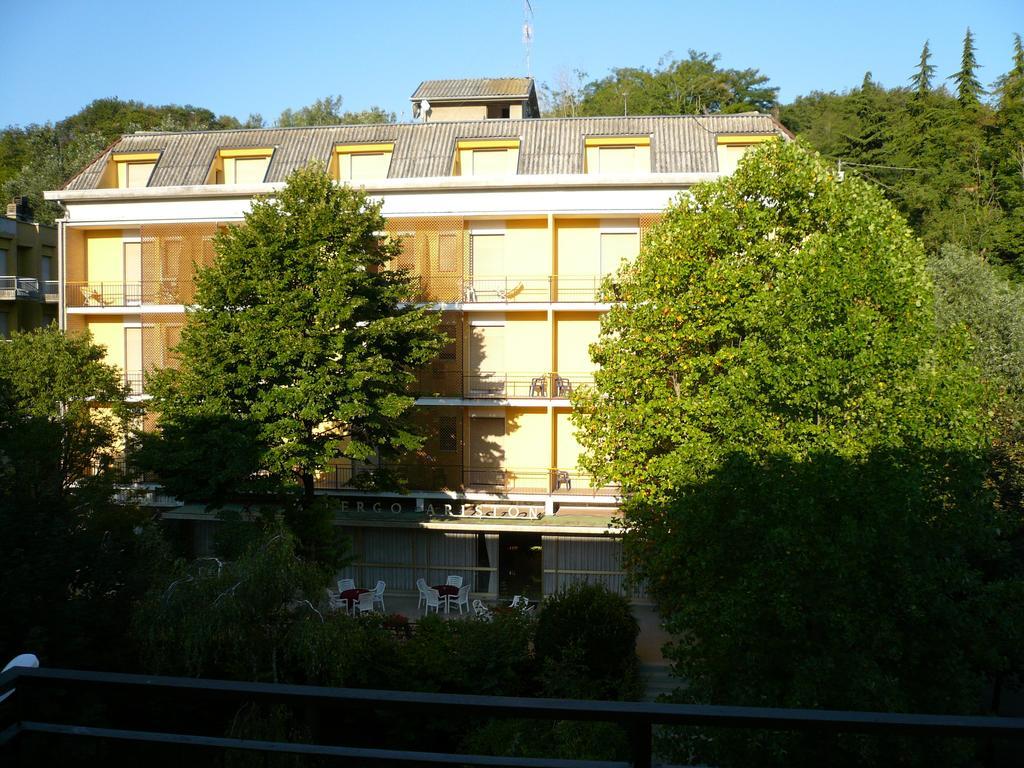 Albergo Ariston Tabiano Terme Exterior foto