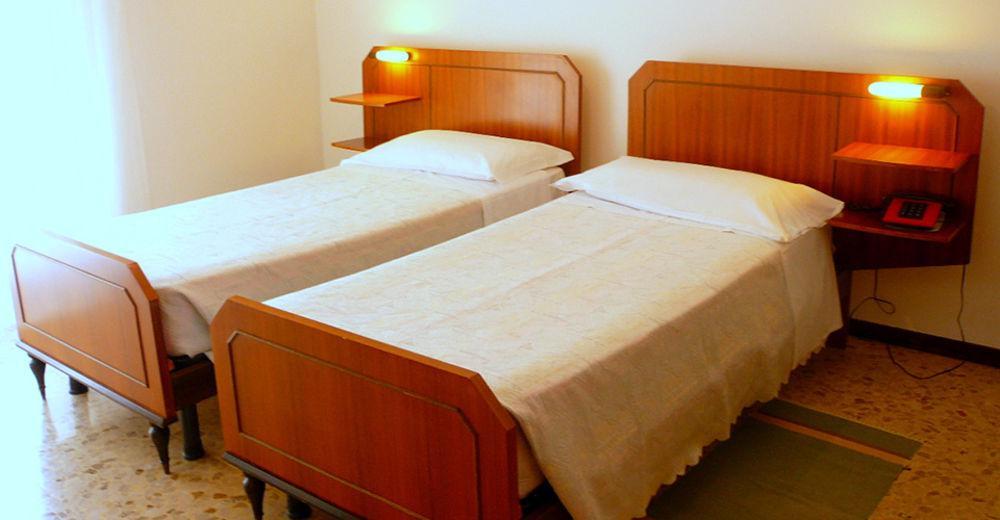 Albergo Ariston Tabiano Terme Exterior foto