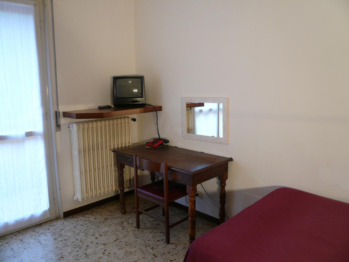 Albergo Ariston Tabiano Terme Exterior foto